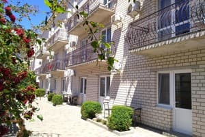 Гостиницы Железного Порта. Гостиница Арлекино