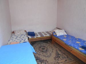 Отели . Гостиница Эконом трехместный (корпус со стороны моря). 