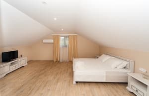 Отели . Гостиница Стандарт двухместный мансардный. 