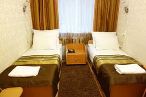 Отели . Гостиница Стандарт двухместный с отдельными кроватями. 