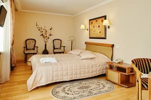 Nadezhda. Room Apartament Double Three-room 