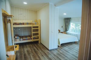 Alina Hotel&Hostel. Room Family room Quadruple with bath and shower