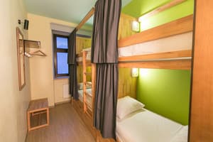 Dream Hostel Lviv. Room Bed in Mixed Dormitory quadruple room 