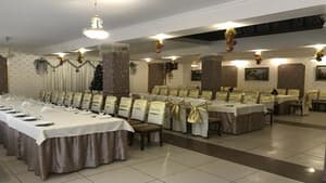 Готелі . Готель Конференц Зал 100-місний . 