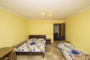 Отели . Гостиница Комфорт трехместный на втором этаже. 