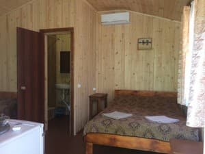 Заграва. Номер Коттедж трехместный  с душем