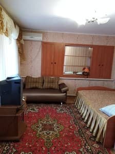 Готелі . Готель Люкс тримісний 2 поверх. 