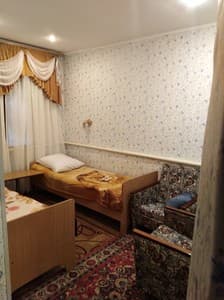 Готелі . Готель Напівлюкс одномісний 1 поверх. 