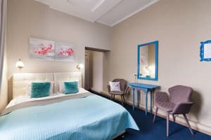 Отели . Гостиница Полулюкс 4-местный двохкомнатный. 