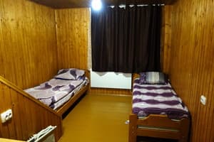 Дараба. Номер Место в общем трехместном номере 