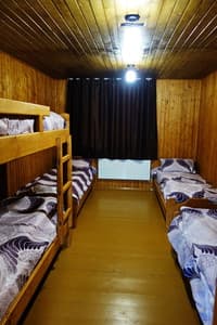 Дараба. Номер Место в общем 4-местном номере 