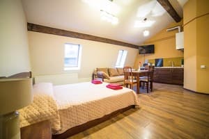 Lviv4U ul. Lichakovskaya, 8/210. Room Apartament Quadruple 