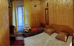 Отели . Гостиница Стандарт 4-местный з балконом. 