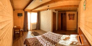 Готелі . Готель Напівлюкс двомісний №4. 