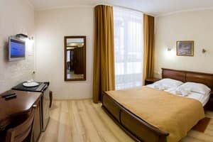 Готелі . Готель Стандарт двомісний . 