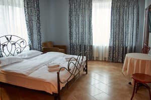 Отели . Гостиница Люкс трехместный . 