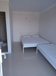 Отели . Гостиница Делюкс трехместный . 