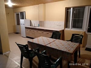 Готелі . Готель Апартаменти 8-місний з видом на море. 