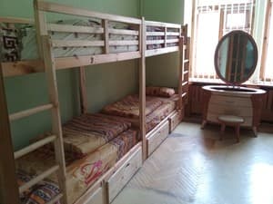 Центр. Номер Место в мужском 8-местном номере 