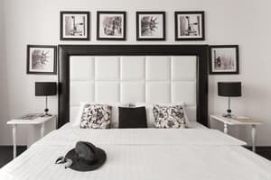 Hotels . Hotel Double Lyuks trehmestniy. 