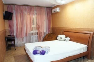 Готелі . Готель Апартаменти 8-місний . 