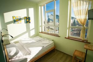 Dream Hostel Khmelnytskyi. Номер Покращений двомісний 