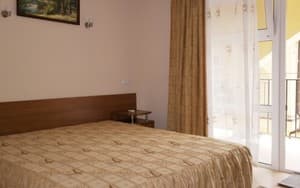 Hotels . Hotel Economy Triple . 