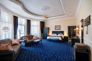 Отели . Гостиница Люкс двухместный Амбассадор. 