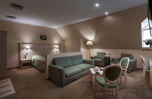 ONOVO Dendra Hotel. Номер Полулюкс двухместный Junior Suite