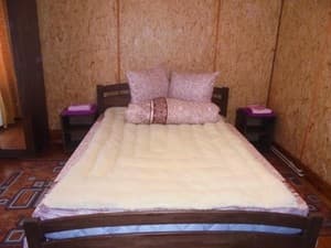 Girs'ka Rosa. Room Family room 5-bed room 