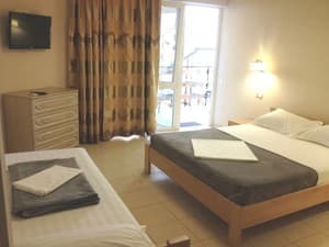 Отели . Гостиница Стандарт трехместный . 