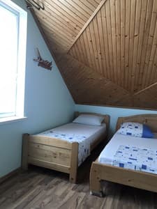 Готелі . Готель Люкс тримісний . 