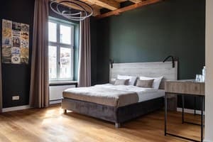 Отели . Гостиница Улучшенный двухместный большой с видом на город 2+2. 