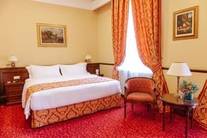 Отели . Гостиница Улучшенный двухместный . 