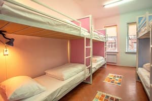 P2b hostel & bar. Номер Место в общем 6-местном номере 