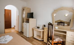 Отели . Гостиница Полулюкс двухместный 2 категории. 