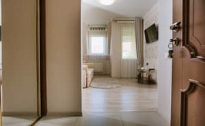 Отели . Гостиница Апартаменты 4-местный трехкомнатные. 