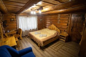 Отели . Гостиница Полулюкс двухместный Косица (2+1). 