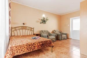 Hotels . Hotel Standard Triple . 