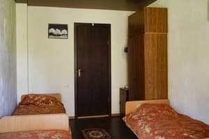 Отели . Гостиница Комфорт трехместный . 