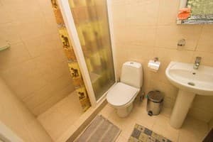 Готелі . Готель Стандарт тримісний . 