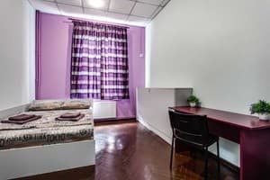 Готелі . Готель Економ двомісний 307 А. 