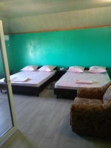 Готелі . Готель Стандарт 4-місний . 