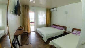 Отели . Гостиница Стандарт трехместный (с балконом). 