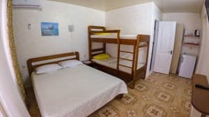 Отели . Гостиница Стандарт 4-местный  (с балконом). 