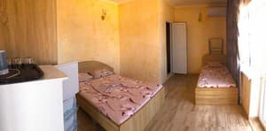 Отели . Гостиница Стандарт трехместный с видом на море. 