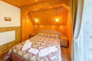 Отели . Гостиница Эконом двухместный № 9 с балконом. 