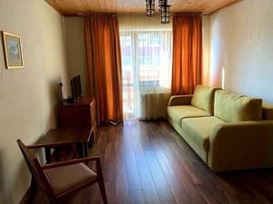 Готелі . Готель Люкс тримісний двокімнатний. 