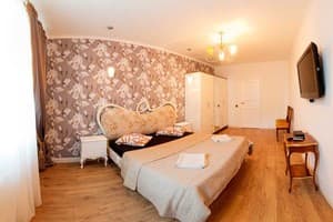 Готелі . Готель Люкс 4-місний . 