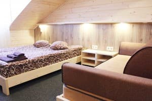 Отели . Гостиница Стандарт трехместный мансарда. 